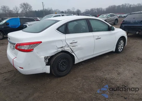 2015 Nissan Sentra S z USA, uszkodzony, nr VIN 3N1AB7AP3FY351022